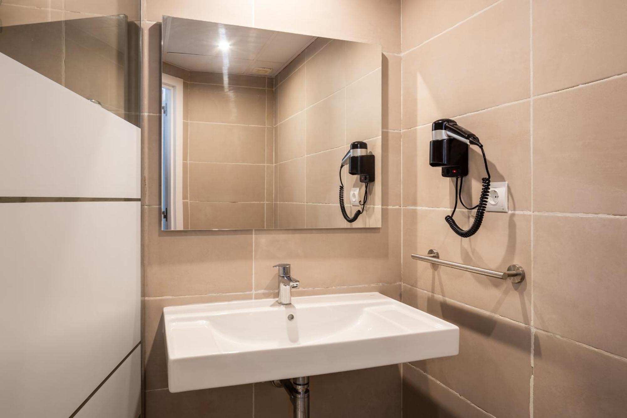 Hostal Alicante Sant Antoni de Portmany Exterior foto