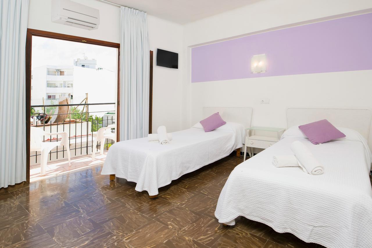 Hostal Alicante Sant Antoni de Portmany Exterior foto