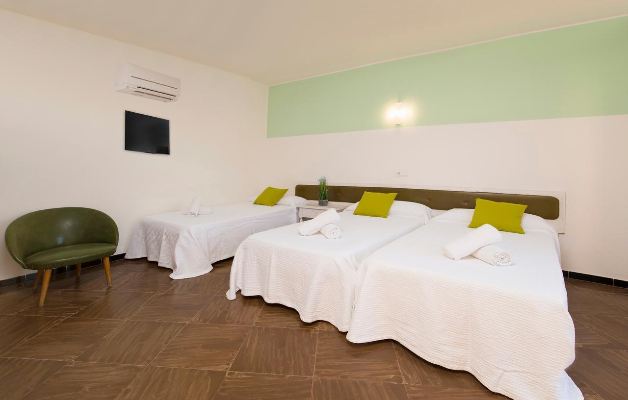 Hostal Alicante Sant Antoni de Portmany Exterior foto